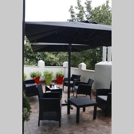 Rock - Studio With 30M2 Terrace Belgrado Exterior foto